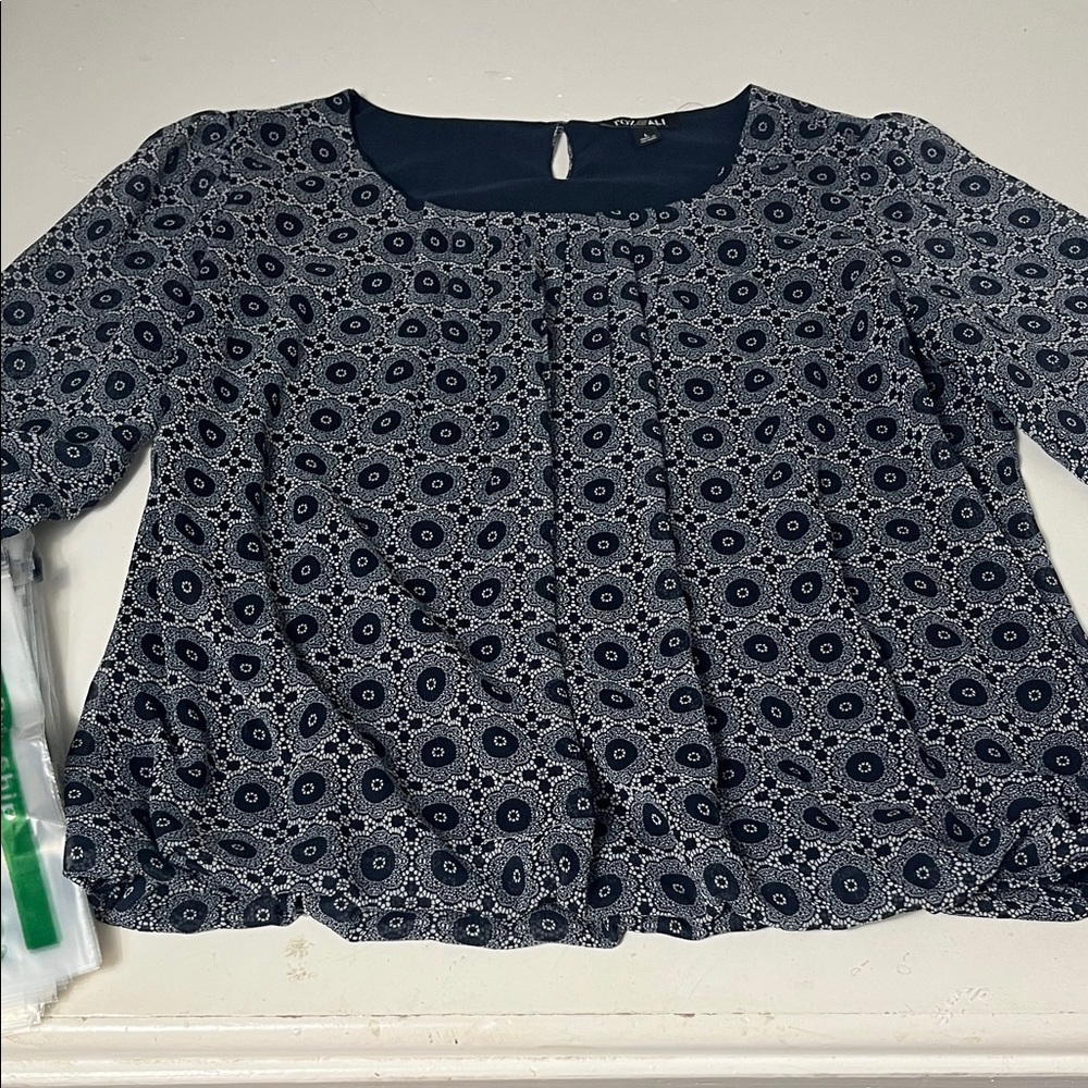 Roz & Ali Large Blue 3/4 Sleeve Patterned Circle Professional Blouse